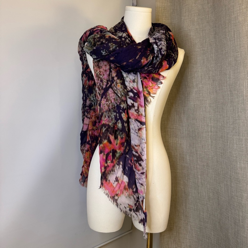 Lily and Lionel Autumn scarf 90% modal, 10% silk